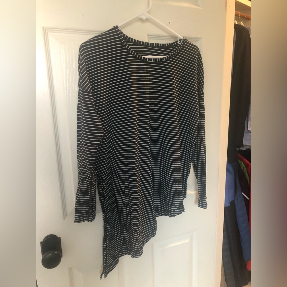 Lululemon To The Point. Size 10